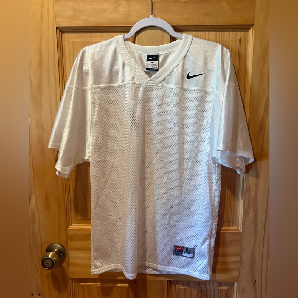 Nike White Mesh V-Neck Practice Football Jersey XL Youth